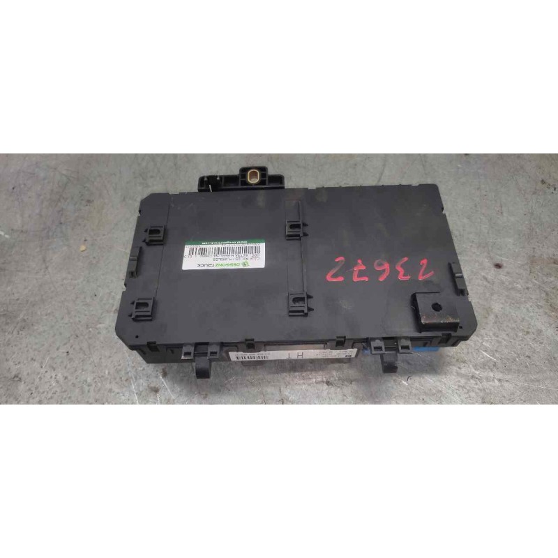 Recambio de caja reles / fusibles para opel astra h berlina cosmo referencia OEM IAM 13222173 5DK00866933 2