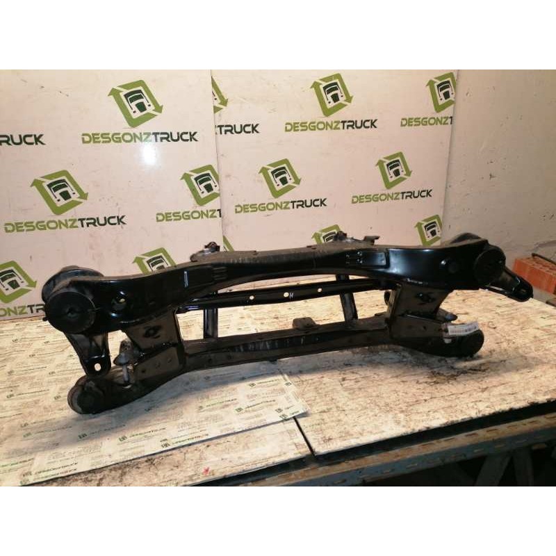 Recambio de puente trasero para toyota auris live referencia OEM IAM - Blanco 2
