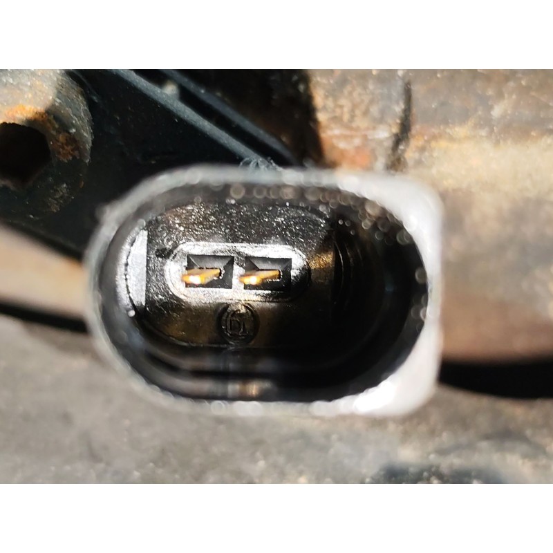 Recambio de mangueta delantera derecha para seat leon (1p1) 1.6 tdi referencia OEM IAM - Blanco 2