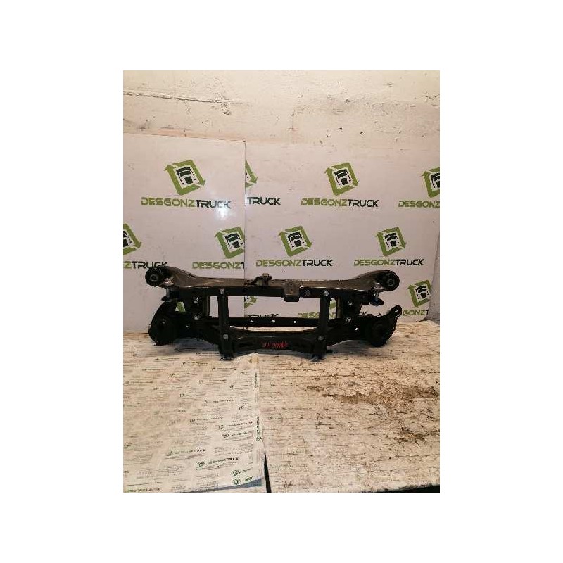Recambio de puente trasero para toyota auris live referencia OEM IAM - Blanco 3