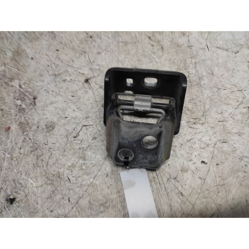 Recambio de bisagra delantera derecha para peugeot 207 x-line referencia OEM IAM - Negro 2