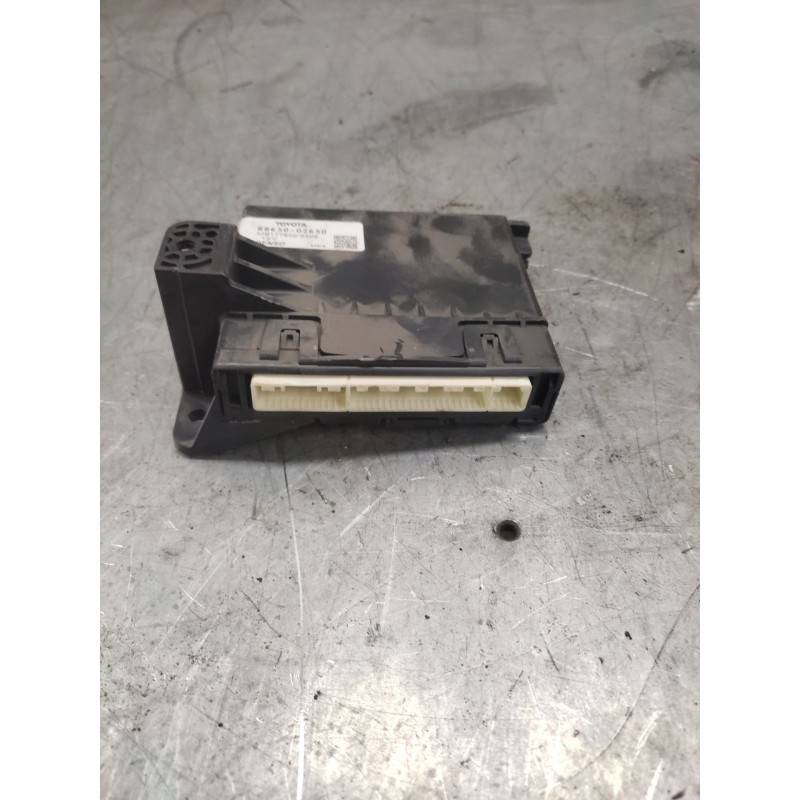 Recambio de modulo electronico para toyota auris active referencia OEM IAM 8865002650 3