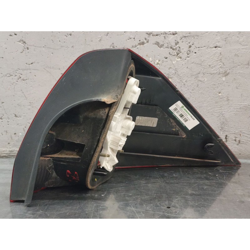 Recambio de piloto trasero izquierdo para renault megane ii classic berlina confort authentique referencia OEM IAM - Gris 3