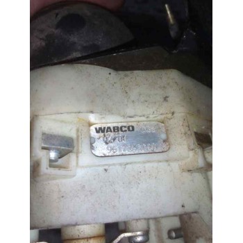 Recambio de palanca freno de mano para volvo fh xxx 12.8 diesel referencia OEM IAM 9617242040 20367533 