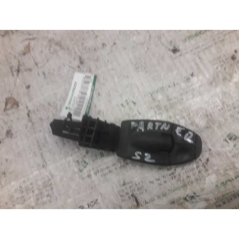 Recambio de mando volante para peugeot partner (s2) combi plus referencia OEM IAM 9641796480 2
