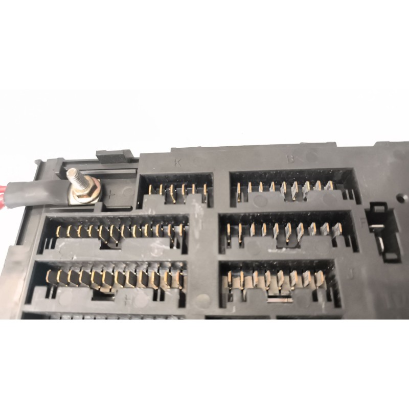 Recambio de caja reles / fusibles para iveco eurocargo 5.9 diesel referencia OEM IAM 98487769 - Blanco 8
