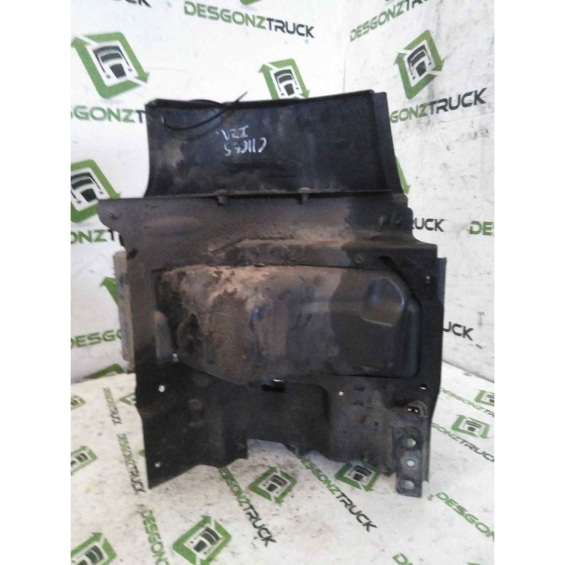 Recambio de soporte faro izquierdo para scania serie p/g/r (c-clase) 11.7 diesel referencia OEM IAM - Blanco 2