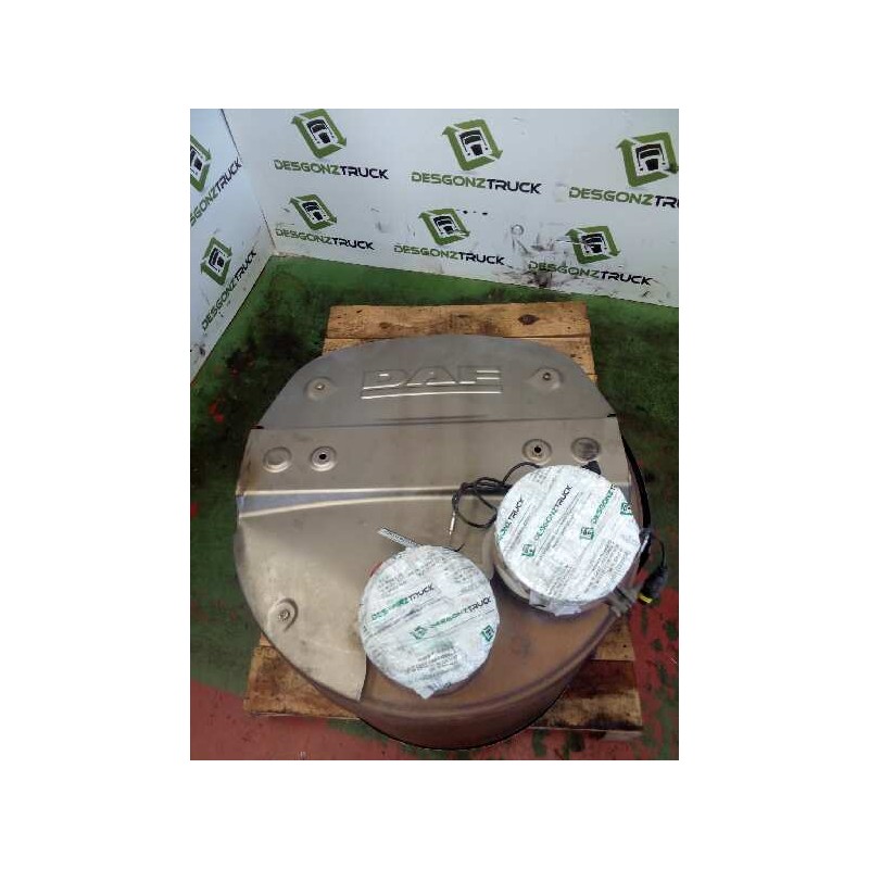Recambio de catalizador para daf serie xf105.460 fsa 4x2 super-space-cab referencia OEM IAM 1827547 - Blanco 2