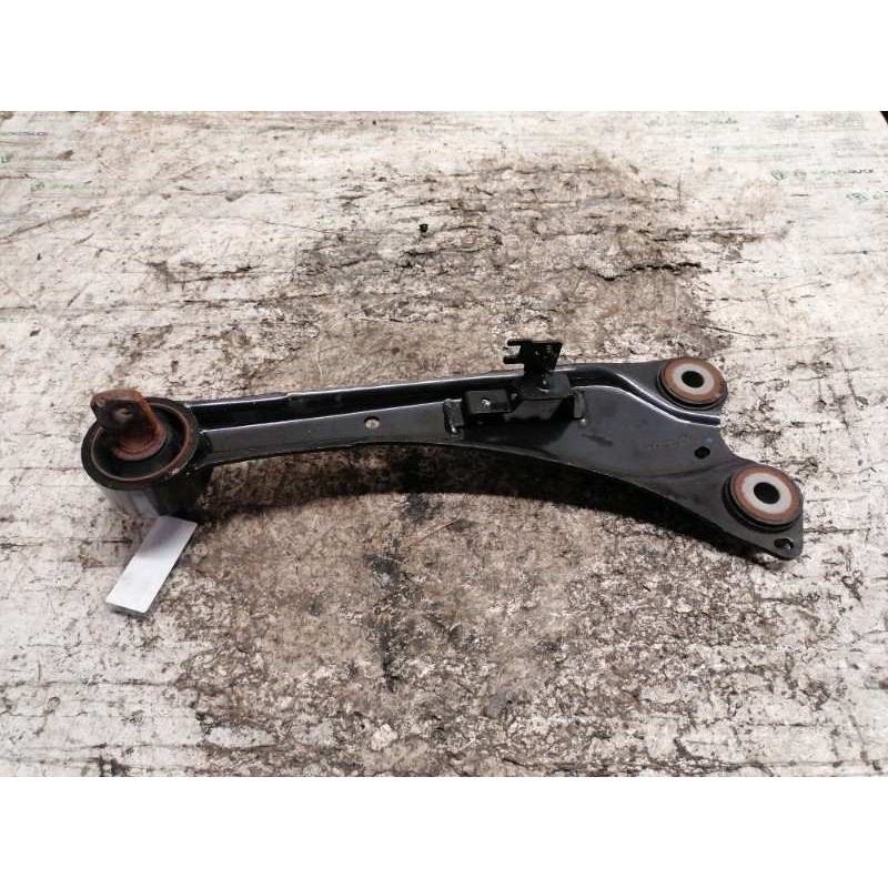 Recambio de brazo suspension inferior trasero izquierdo para toyota auris live referencia OEM IAM - Blanco 2
