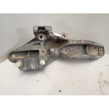 Recambio de soporte para volvo fh xxx referencia OEM IAM 21196819  IZQUIERDA