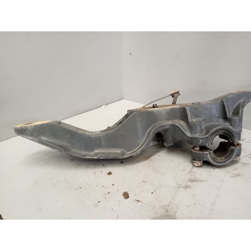 Recambio de soporte para volvo fh 500 referencia OEM IAM 21196819  IZQUIERDA - Blanco 2