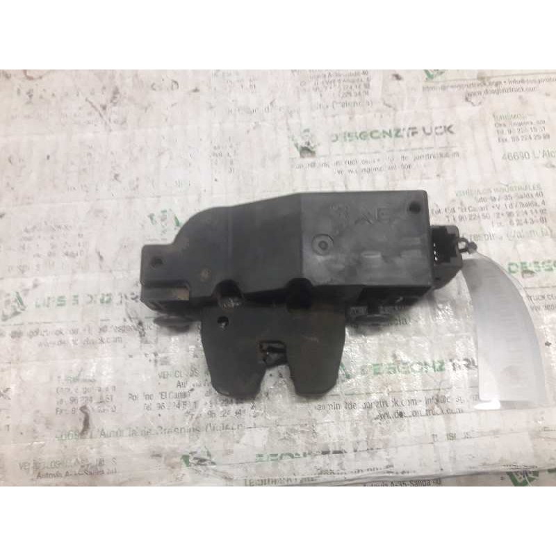 Recambio de cerradura maletero / porton para peugeot 206 sw xs referencia OEM IAM 9652301980 3 PINS 2