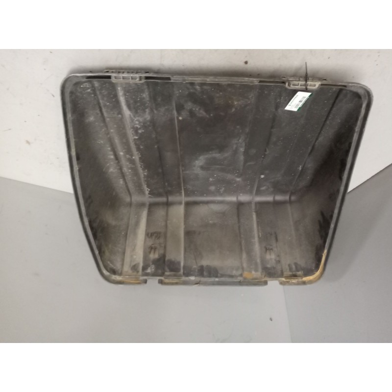 Recambio de tapa bateria para iveco eurocargo 5.9 diesel referencia OEM IAM - Blanco 2