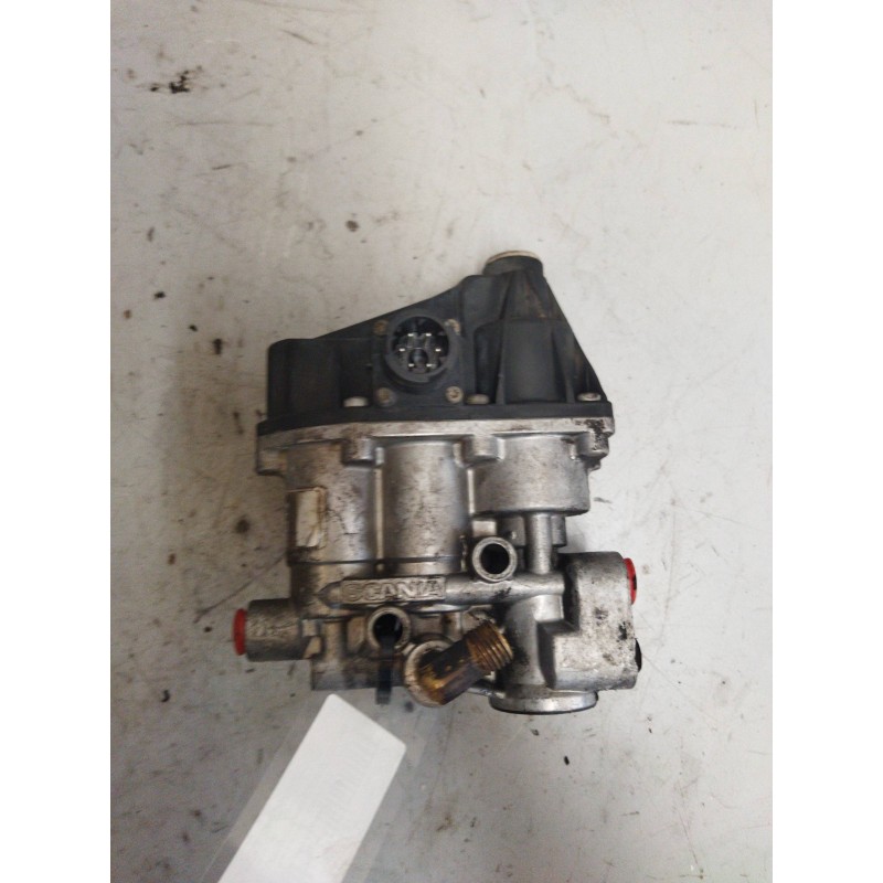 Recambio de valvula aire para scania serie 4 (p/r 124 l) fsa 440 (4x2) e3 corto cr 13 / 14 b referencia OEM IAM 1850567 4088524 3