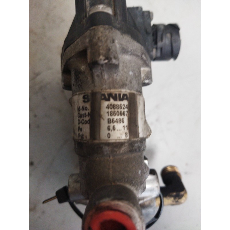 Recambio de valvula aire para scania serie 4 (p/r 124 l) fsa 440 (4x2) e3 corto cr 13 / 14 b referencia OEM IAM 1850567 4088524 4