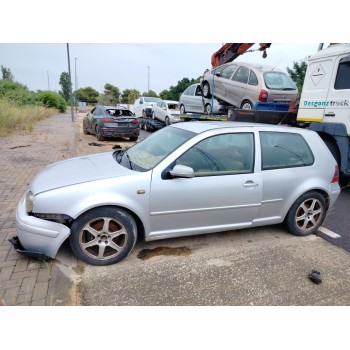 volkswagen golf iv berlina (1j1) del año 2002