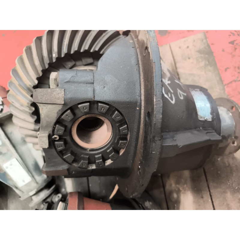 Recambio de grupo para volvo fl 612 fg 612 l 132/154 kw interc. corto referencia OEM IAM 0818 38300D6400 RATIO:4.33.1/9X39 3