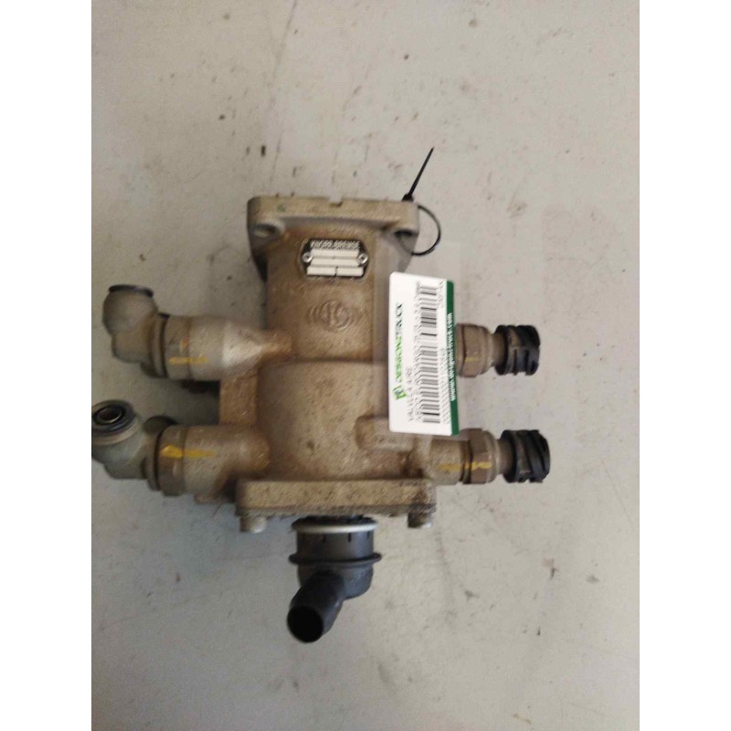 Recambio de valvula aire para iveco eurocargo 05.03  5.9 diesel referencia OEM IAM DX61AK 504052063 VALVULA TRANSMISSOR DE FRENO - Blanco