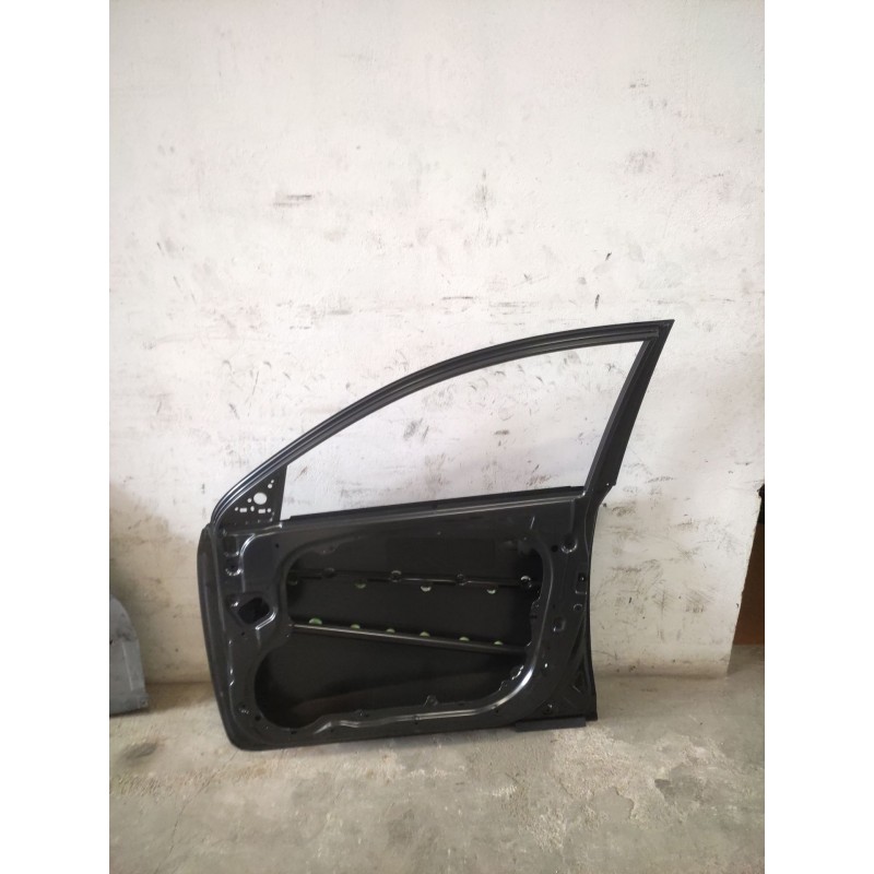Recambio de puerta delantera derecha para kia cee'd hatchback (ed) 1.4 referencia OEM IAM 760041H000 2