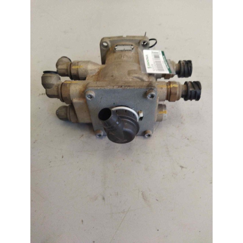 Recambio de valvula aire para iveco eurocargo 05.03  5.9 diesel referencia OEM IAM DX61AK 504052063 VALVULA TRANSMISSOR DE FRENO - Blanco 3