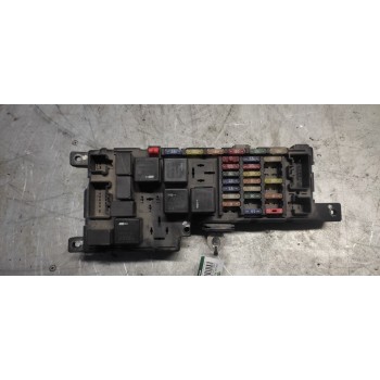 Recambio de caja reles / fusibles para volvo xc70 2.4 d awd ocean race referencia OEM IAM 8678449 518828009 