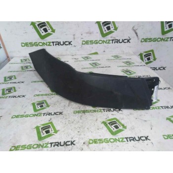MOLDURAS DELANTERAS 5801354006 5801339977 MOLDURA PARAGOLPES DERECHA