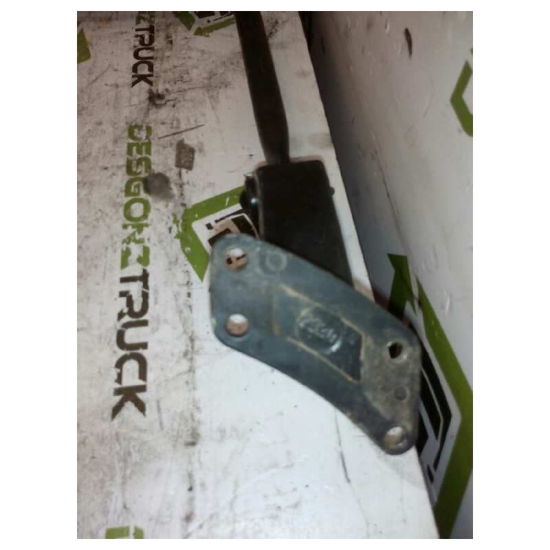Recambio de brazo retrovisor derecho para astra trucks ....... ....... referencia OEM IAM - Amarillo 3
