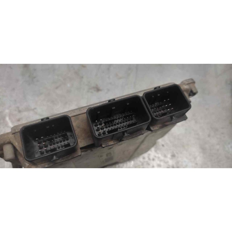 Recambio de centralita motor uce para peugeot 307 break / sw (s1) sw pack referencia OEM IAM 0281011081 9647472780 9646850580 - Negro 2