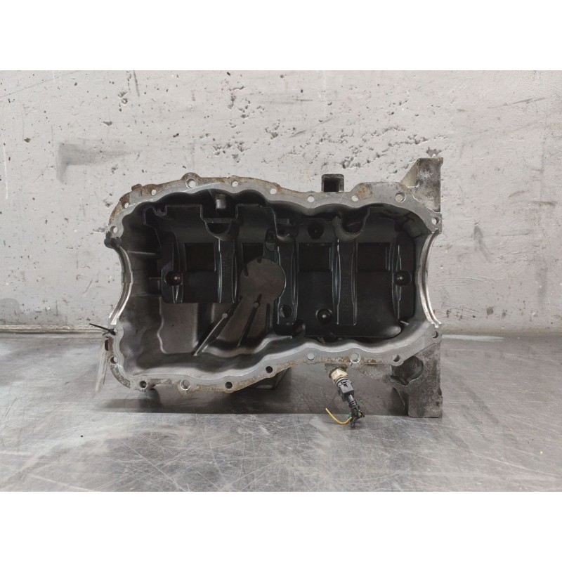 Recambio de carter para nissan note (e11e) acenta referencia OEM IAM 8200318813 - Rojo 4