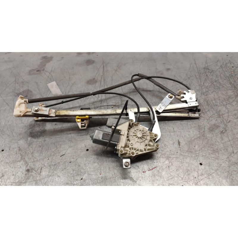 Recambio de elevalunas delantero izquierdo para citroën c2 (jm_) 1.4 hdi referencia OEM IAM  6 PINS - Granate 2