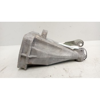 SOPORTE MOTOR DERECHO A6462230304 
