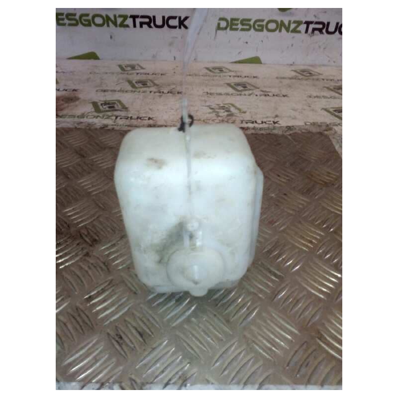 Recambio de deposito limpia para nissan trade 100 3.0 turbodiesel referencia OEM IAM 3
