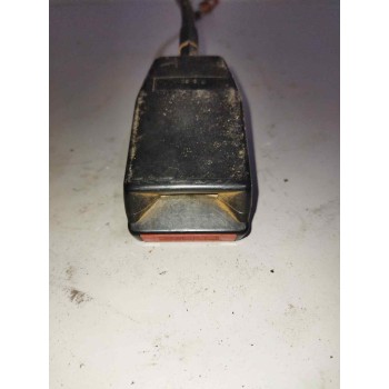 Recambio de enganche de cinturon delantero derecho para renault b 90 - 35 / 50 / 60 referencia OEM IAM  PARTE CENTRAL 