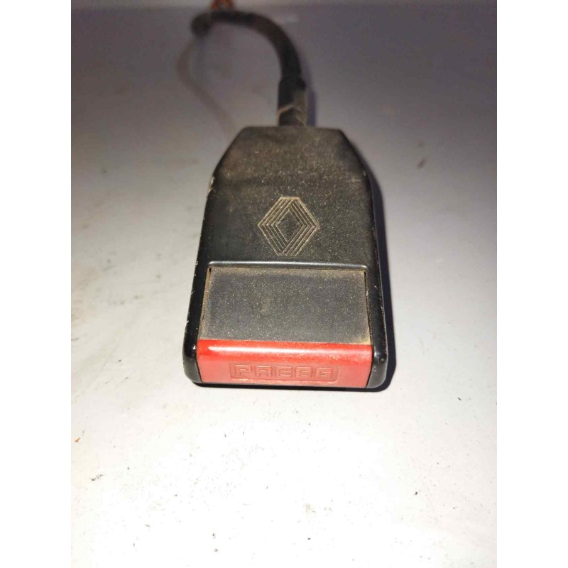 Recambio de enganche de cinturon delantero derecho para renault b 90 - 35 / 50 / 60 referencia OEM IAM - Blanco 2