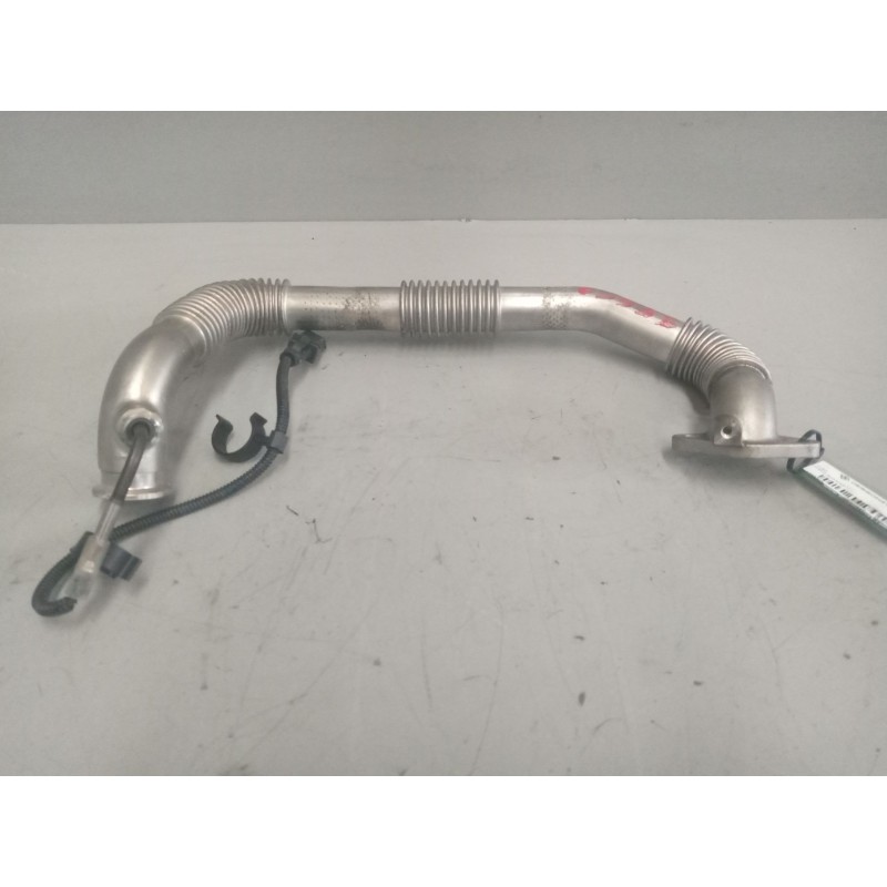 Recambio de tubo para iveco sunrise referencia OEM IAM 5801647605  