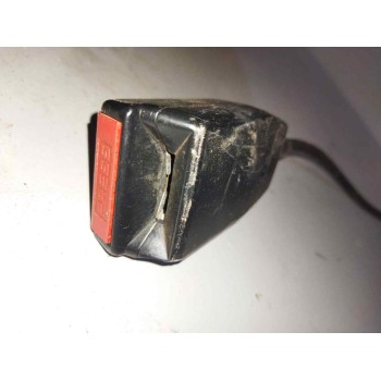 Recambio de enganche de cinturon delantero derecho para renault b 90 - 35 / 50 / 60 referencia OEM IAM   