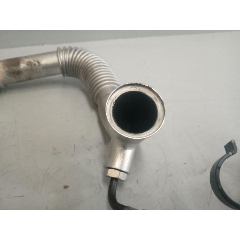 Recambio de tubo para iveco sunrise referencia OEM IAM 5801647605 - Blanco 3