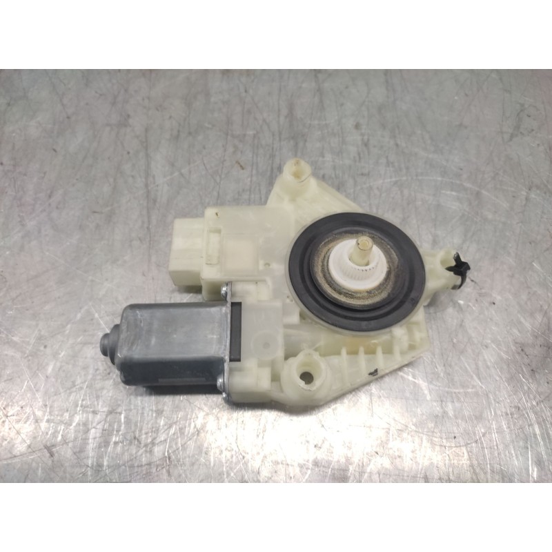 Recambio de motor elevalunas delantero derecho para skoda rapid ambition referencia OEM IAM 5JA959812K  6 PINS - Blanco 2