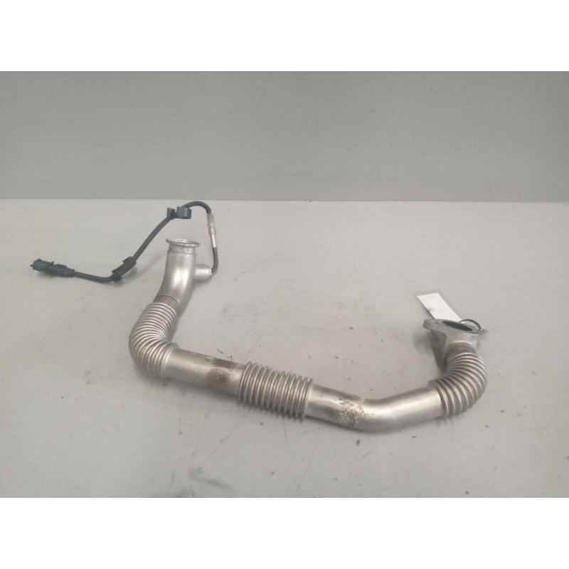 Recambio de tubo para iveco sunrise referencia OEM IAM 5801647605 - Blanco 5