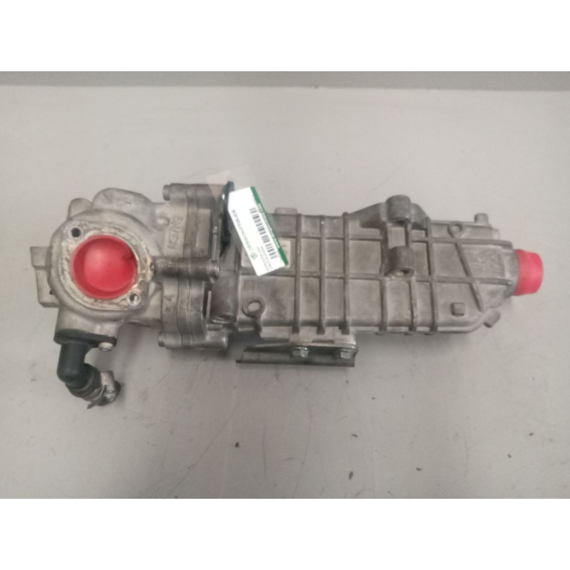 Recambio de enfriador egr para iveco sunrise referencia OEM IAM 5801668925  