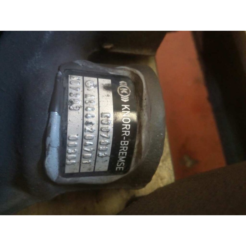 Recambio de pinza freno delantera derecha para mercedes-benz actros 2/3 2 - ejes / 6 cil. 1848(4x2) om 501 la megaspace referenc - Blanco 2