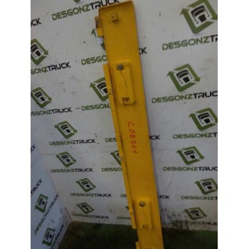 Recambio de molduras delanteras para astra trucks ....... ....... referencia OEM IAM   
