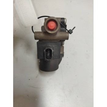 Recambio de valvula aire para renault serie t 12.8 diesel referencia OEM IAM 21327358 K038401 