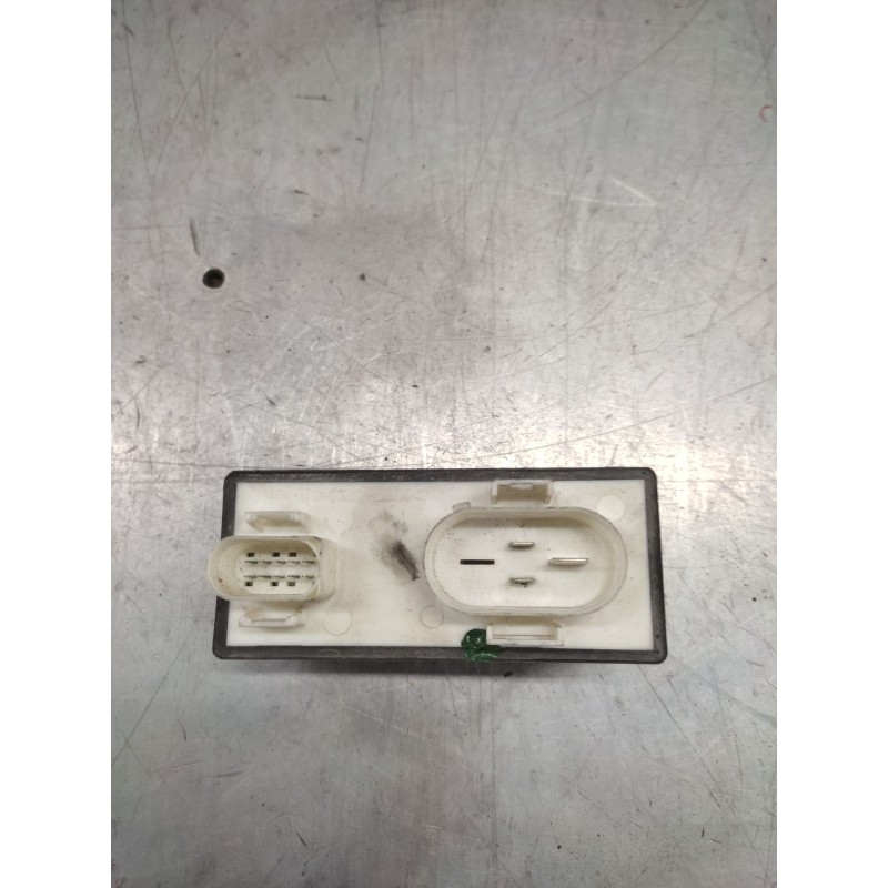 Recambio de rele electroventiladores para seat ibiza ii (6k1) 1.4 i 16v referencia OEM IAM 6K0919506 2