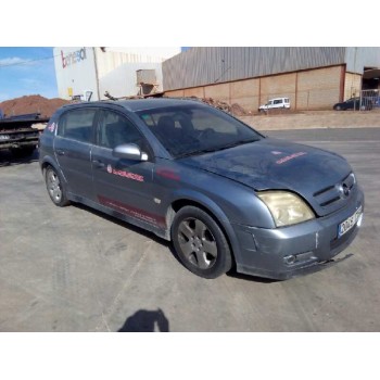 opel signum del año 2004