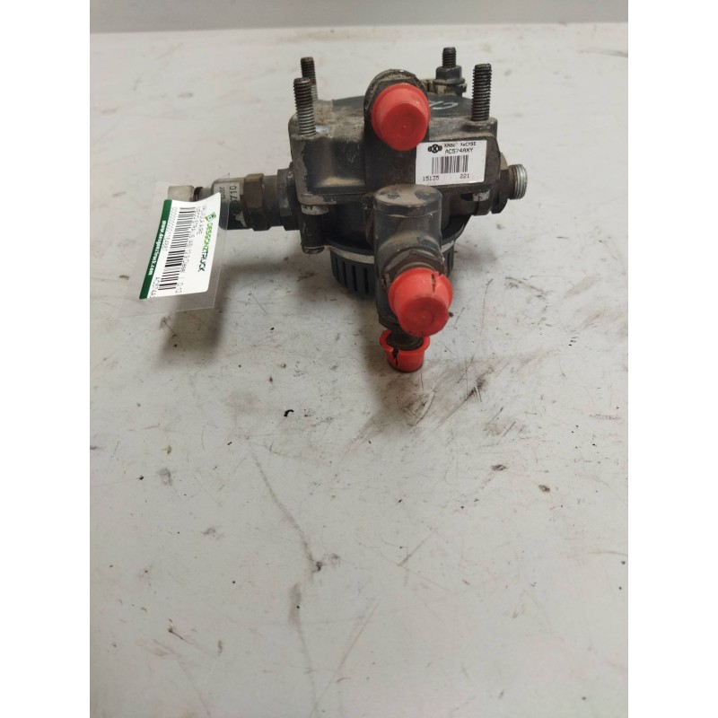 Recambio de valvula aire para iveco stralis (as) 12.9 diesel referencia OEM IAM AC574AXY  