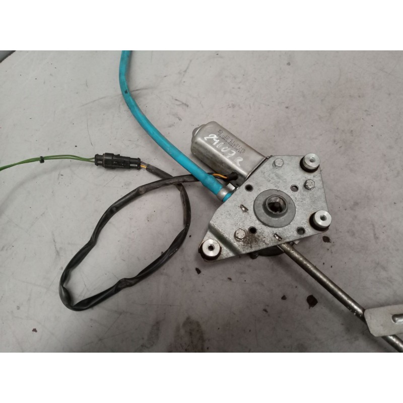 Recambio de elevalunas delantero derecho para iveco eurocargo 05.03  3.9 diesel referencia OEM IAM 99487780 - Blanco 4