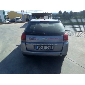 opel signum del año 2004