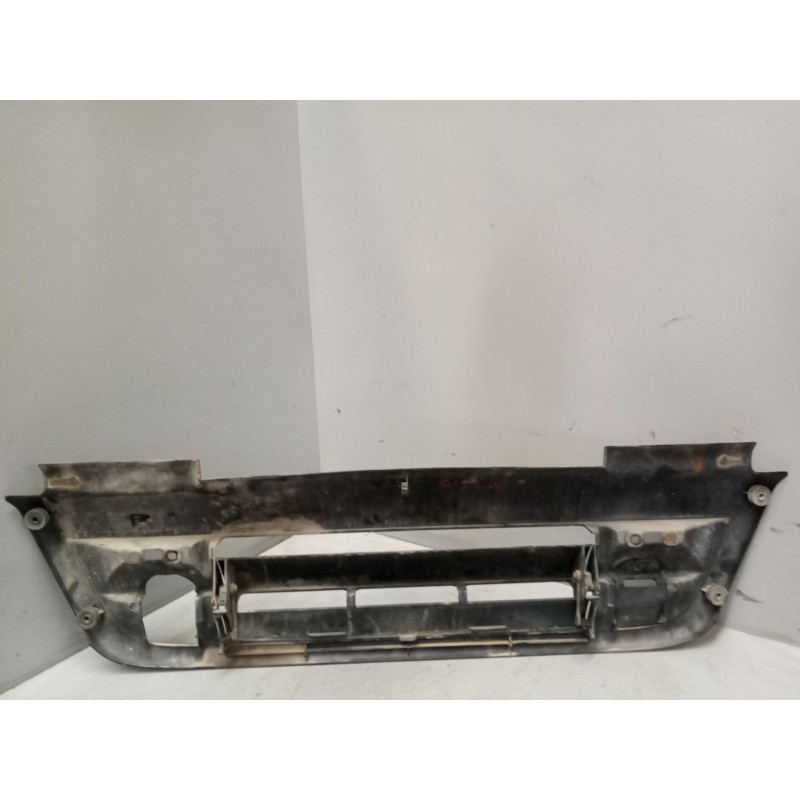 Recambio de rejilla delantera central para daf serie cf 75.250-360 e iii 9.2 diesel referencia OEM IAM 1363366  1375567 - Azul 2
