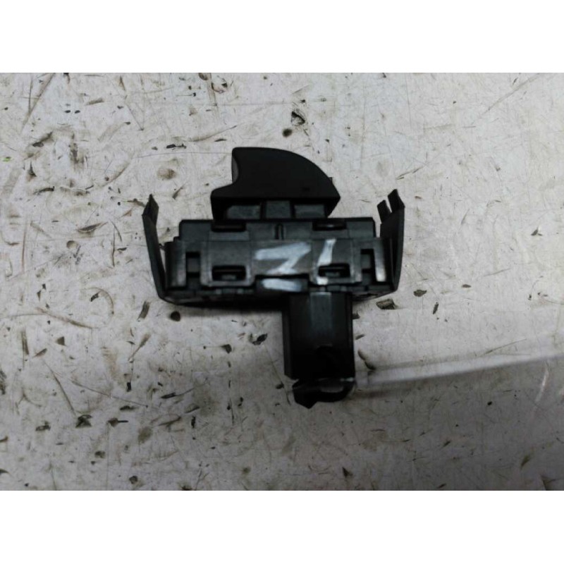 Recambio de mando elevalunas trasero izquierdo para citroën c5 berlina 1.6 hdi fap referencia OEM IAM - Negro 2